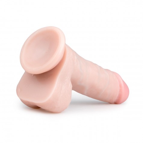 Телесный фаллоимитатор Realistic Dildo - 17,5 см.